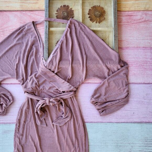 Petal & Pup Dusty Rose Pink Qasem Surplice Fitted Bodycon Mini Dress 10US - Picture 9 of 11